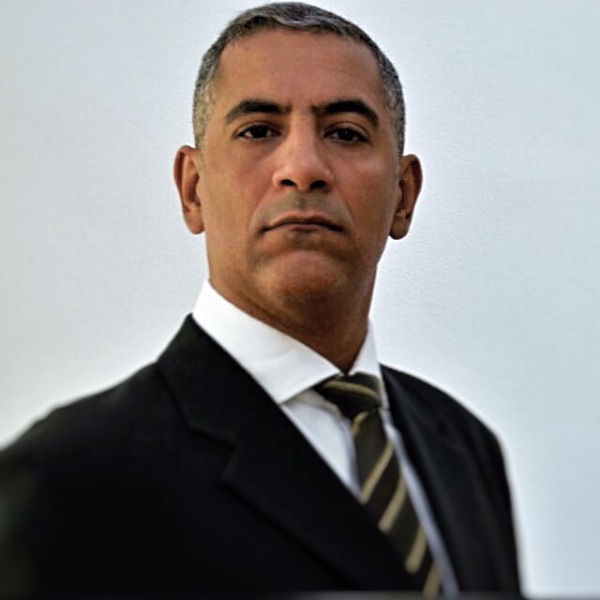 Anderson-Menezes-Bueno