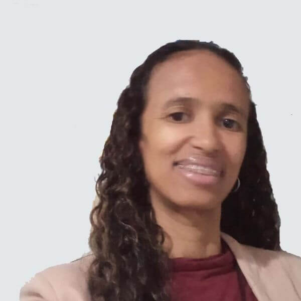 Elisangela-Mara-F-Gomes-1