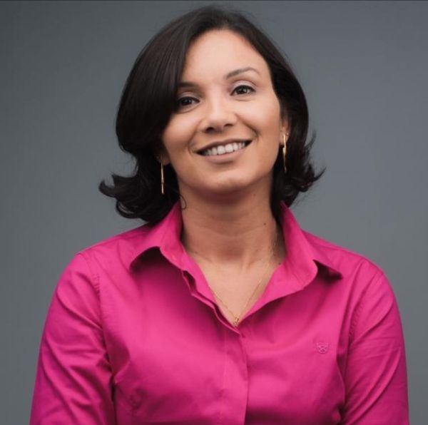 RAQUEL-RIBEIRO-DE-CARVALHO